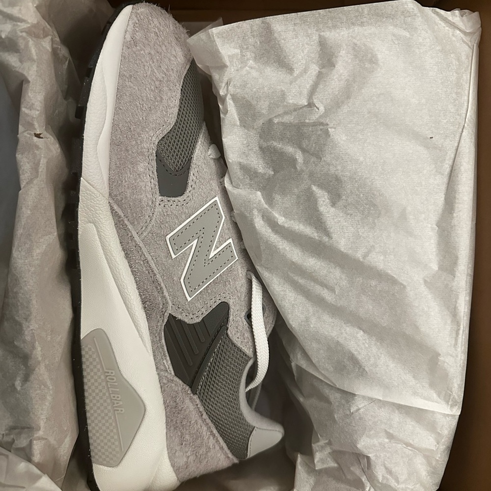New Balance 580 Suede Sneakers 'Raincloud' MT580MG2 - Men’s size 9 US